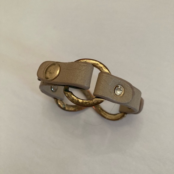 Rhinestone and faux leather bracelet - Picture 2 of 3